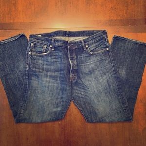 Levi’s Men’s 36x32 button fly jeans medium wash